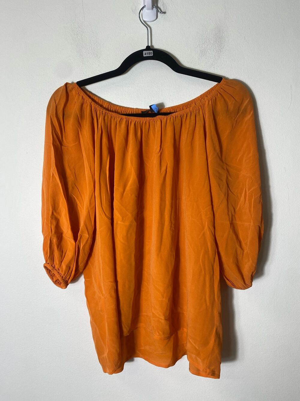 Dora Landa Orange 3/4 Sleeves with Elastic Cuffs and Wide Neck Sz XS